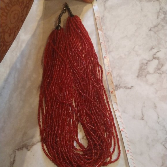 Vintage red glass seed bead multi strand necklace - Picture 2 of 4